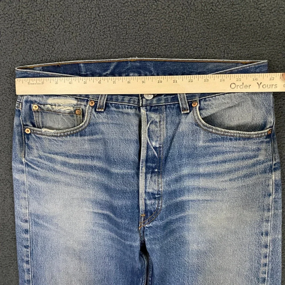 Levis please note